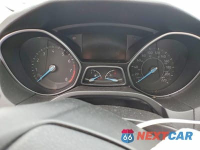 Zdjęcie 9 z 13 samochodu: 2016 FORD FOCUS SE VIN:1FADP3F24GL291978 - miniatura