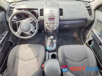 Zdjęcie 8 z 13 samochodu: 2011 KIA SOUL + VIN:KNDJT2A21B7255354 - miniatura