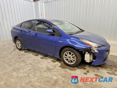Czwarte zdjęcie samochodu z boku: 2016 TOYOTA PRIUS THREE VIN:JTDKARFU2G3512646 - miniatura