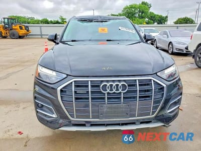 Piąte zdjęcie samochodu w środku: 2021 AUDI Q5 PREMIUM VIN:WA1AAAFY4M2009213 - miniatura