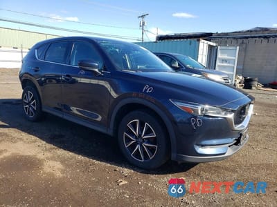 Czwarte zdjęcie samochodu z boku: 2018 MAZDA CX-5 GRAND TOURING VIN:JM3KFBDM3J0388673 - miniatura