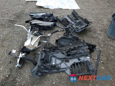 Zdjęcie 13 z 14 samochodu: 2025 BMW X1 XDRIVE28I VIN:WBX73EF07S5158418 - miniatura