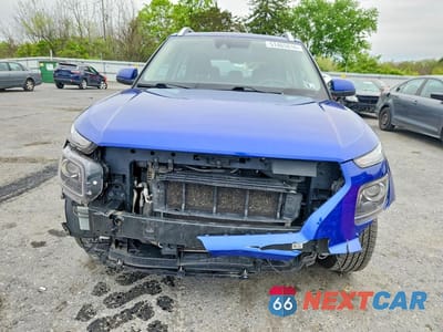 Piąte zdjęcie samochodu w środku: 2021 HYUNDAI VENUE SEL VIN:KMHRC8A38MU084939 - miniatura