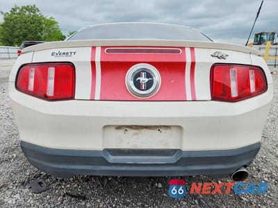 Zdjęcie 6 z 12 samochodu: 2010 FORD MUSTANG VIN:1ZVBP8AN7A5148192 - miniatura