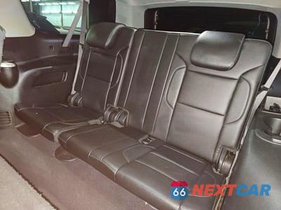 Zdjęcie 14 z 14 samochodu: 2019 CHEVROLET SUBURBAN C1500 LT VIN:1GNSCHKC4KR352378 - miniatura