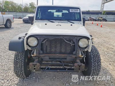 Piąte zdjęcie samochodu w środku: 2009 JEEP WRANGLER X VIN:1J4FA24169L768478 - miniatura