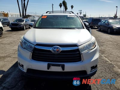Piąte zdjęcie samochodu w środku: 2016 TOYOTA HIGHLANDER HYBRID LIMITED PLATINUM VIN:5TDDCRFH0GS020279 - miniatura