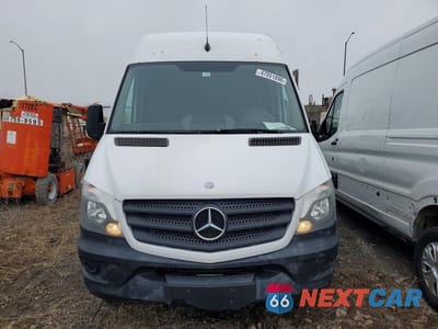 Piąte zdjęcie samochodu w środku: 2016 MERCEDES-BENZ SPRINTER 3500 VIN:WD3BF1CD3GP180727 - miniatura