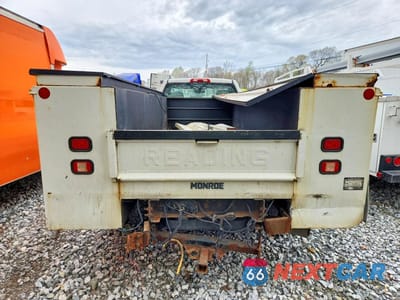 Zdjęcie 6 z 14 samochodu: 2015 GMC SIERRA C3500 HEAVY DUTY VIN:1GD311C89FF149896 - miniatura