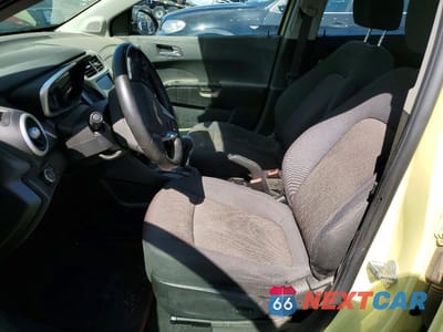 Zdjęcie 7 z 12 samochodu: 2017 CHEVROLET SONIC LT VIN:1G1JD6SB8H4120247 - miniatura
