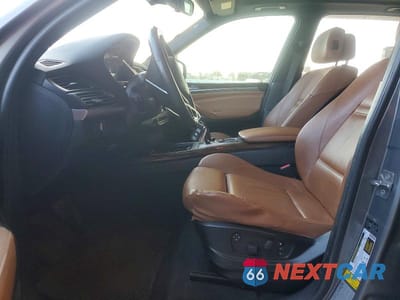 Zdjęcie 7 z 12 samochodu: 2010 BMW X5 XDRIVE35D VIN:5UXFF0C58ALT77416 - miniatura