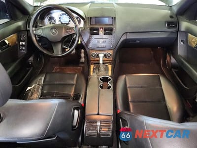 Zdjęcie 8 z 12 samochodu: 2008 MERCEDES-BENZ C 350 VIN:WDDGF56X98F039988 - miniatura