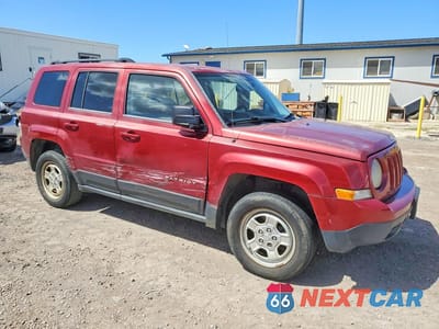 Czwarte zdjęcie samochodu z boku: 2014 JEEP PATRIOT SPORT VIN:1C4NJRBB3ED620119 - miniatura