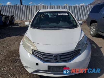 Piąte zdjęcie samochodu w środku: 2015 NISSAN VERSA NOTE S PLUS VIN:3N1CE2CP8FL426634 - miniatura