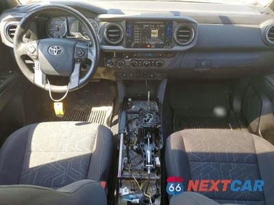 Zdjęcie 8 z 12 samochodu: 2017 TOYOTA TACOMA TRD OFF-ROAD VIN:3TMDZ5BN5HM026518 - miniatura