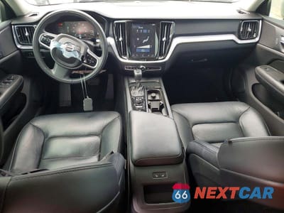 Zdjęcie 8 z 12 samochodu: 2019 VOLVO S60 T6 MOMENTUM VIN:7JRA22TK7KG003545 - miniatura