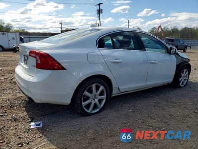 Trzecie zdjęcie samochodu z tyłu: 2016 VOLVO S60 PREMIER VIN:YV126MFKXG2414449 - miniatura