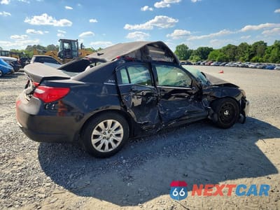 Trzecie zdjęcie samochodu z tyłu: 2013 CHRYSLER 200 LX VIN:1C3CCBAG8DN722129 - miniatura