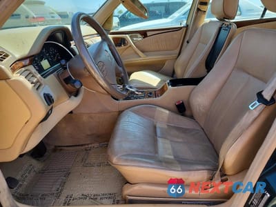 Zdjęcie 7 z 12 samochodu: 2002 MERCEDES-BENZ E 320 VIN:WDBJF65J72B469924 - miniatura