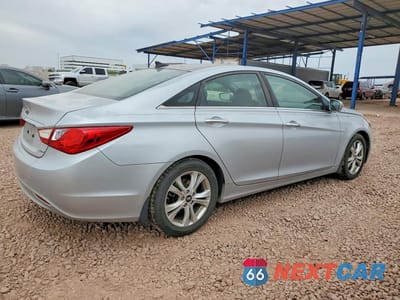 Trzecie zdjęcie samochodu z tyłu: 2012 HYUNDAI SONATA LIMITED VIN:5NPEC4ACXCH362728 - miniatura