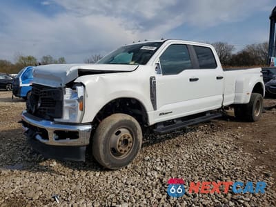 2024 FORD F350 XL DRW 4WD 6.7L V8 TDSL CREW CAB 1FT8W3DT6RED40471 - główne zdjęcie licytacji z USA - miniatura