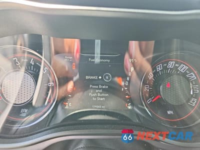 Zdjęcie 9 z 12 samochodu: 2016 DODGE CHALLENGER SXT VIN:2C3CDZAG0GH119646 - miniatura