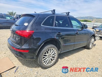 Trzecie zdjęcie samochodu z tyłu: 2017 AUDI Q5 PREMIUM PLUS VIN:WA1M2AFPXHA030970 - miniatura