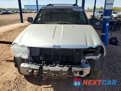 Piąte zdjęcie samochodu w środku: 2008 JEEP GRAND CHEROKEE LAREDO VIN:1J8HS48N18C170858 - miniatura