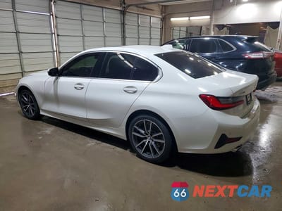 Drugie zdjęcie samochodu z przodu: 2019 BMW 330XI VIN:3MW5R7J55K8B00731 - miniatura