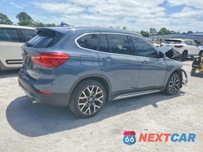 Trzecie zdjęcie samochodu z tyłu: 2020 BMW X1 SDRIVE28I VIN:WBXJG7C06L5R36638 - miniatura