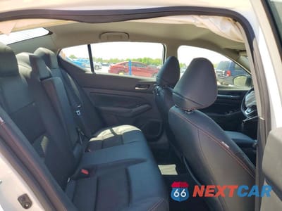 Zdjęcie 10 z 12 samochodu: 2024 NISSAN ALTIMA SR VIN:1N4BL4CV1RN381636 - miniatura