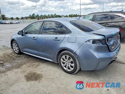 Drugie zdjęcie samochodu z przodu: 2021 TOYOTA COROLLA LE VIN:JTDEPMAE2MJ185686 - miniatura