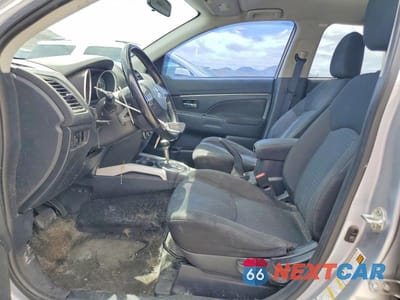 Zdjęcie 7 z 13 samochodu: 2011 MITSUBISHI OUTLANDER SPORT SE VIN:JA4AR4AU5BZ024564 - miniatura