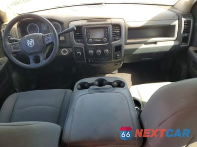 Zdjęcie 8 z 11 samochodu: 2016 RAM 2500 ST VIN:3C6UR5HL4GG161497 - miniatura