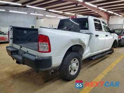 Trzecie zdjęcie samochodu z tyłu: 2023 RAM 3500 TRADESMAN VIN:3C63R3CL4PG545903 - miniatura