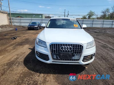 Piąte zdjęcie samochodu w środku: 2014 AUDI Q5 PREMIUM PLUS VIN:WA1LFAFP6EA059670 - miniatura