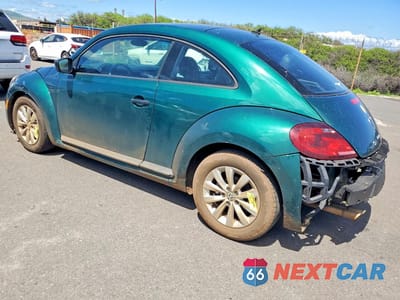 Drugie zdjęcie samochodu z przodu: 2017 VOLKSWAGEN BEETLE 1.8T VIN:3VWF17AT7HM618625 - miniatura