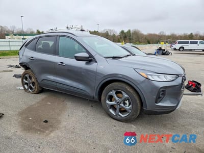 Czwarte zdjęcie samochodu z boku: 2025 FORD ESCAPE ST LINE SELECT VIN:1FMCU9NA3SUB31373 - miniatura