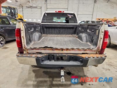 Zdjęcie 6 z 11 samochodu: 2012 CHEVROLET SILVERADO K1500 LT VIN:1GCRKSE79CZ128076 - miniatura