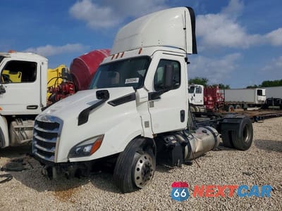 Drugie zdjęcie samochodu z przodu: 2022 FREIGHTLINER CASCADIA 116 SEMI TRUCK VIN:3AKBHTDV1NSNH5604 - miniatura