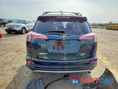 Zdjęcie 6 z 13 samochodu: 2017 TOYOTA RAV4 XLE VIN:2T3RFREV2HW679226 - miniatura