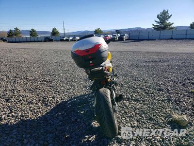 Czwarte zdjęcie samochodu z boku: 2015 YAMAHA FZ09 VIN:JYARN33E9FA007609 - miniatura