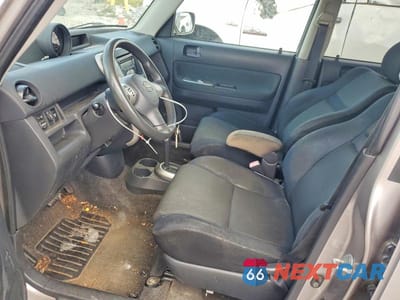 Zdjęcie 7 z 12 samochodu: 2006 TOYOTA SCION XB VIN:JTLKT324464116826 - miniatura