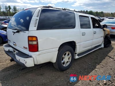 Trzecie zdjęcie samochodu z tyłu: 2003 GMC YUKON XL DENALI VIN:1GKFK66U83J281632 - miniatura