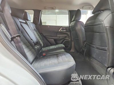 Zdjęcie 11 z 13 samochodu: 2025 MITSUBISHI OUTLANDER VIN:JA4T5VA90SZ042458 - miniatura