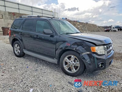 Czwarte zdjęcie samochodu z boku: 2011 FORD ESCAPE LIMITED VIN:1FMCU9EG9BKA26613 - miniatura