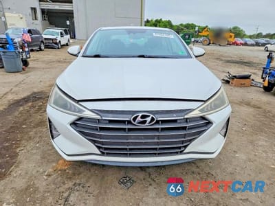 Piąte zdjęcie samochodu w środku: 2020 HYUNDAI ELANTRA VALUE EDITION VIN:5NPD84LF9LH614862 - miniatura