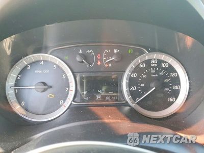 Zdjęcie 9 z 12 samochodu: 2015 NISSAN SENTRA VIN:3N1AB7APXFY236014 - miniatura