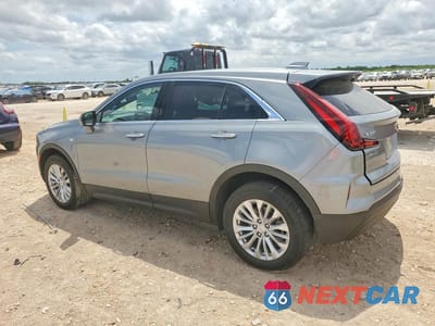 Drugie zdjęcie samochodu z przodu: 2024 CADILLAC XT4 LUXURY VIN:1GYAZAR48RF182380 - miniatura