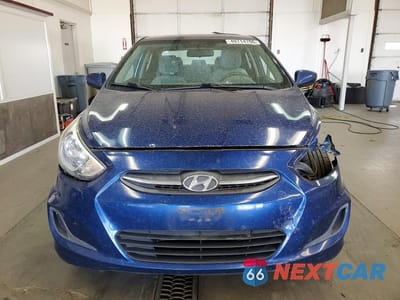 Piąte zdjęcie samochodu w środku: 2017 HYUNDAI ACCENT VALUE EDITION VIN:KMHCT4AE2HU277822 - miniatura